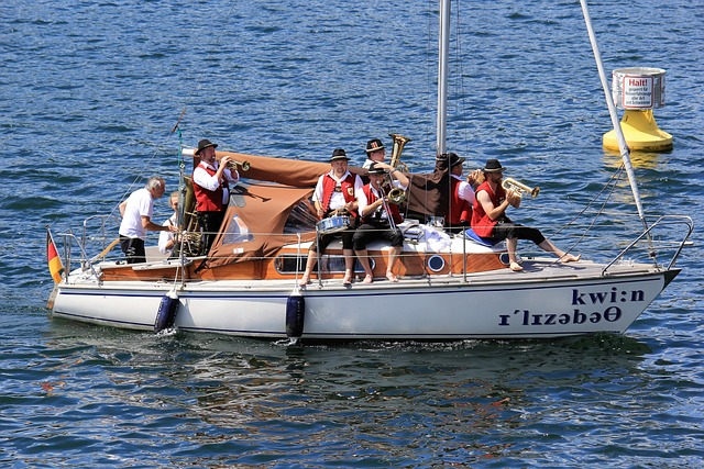 人多次展現 人多次展現